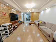 新华园西区3室2厅2卫南朝向130.0万元/套出售