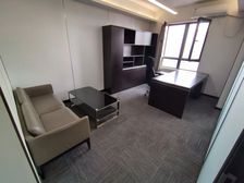 租3699 摩卡125平2办10工位 双采光 精装 自控地暖