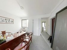 此房全新毛坯房,新小区,配套齐全