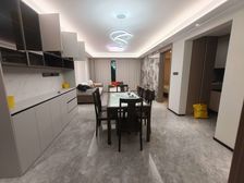 南北通透和锦华宸4室1厅精装修