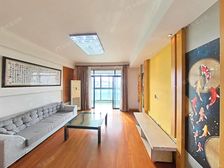 商品房,电梯中层,南北通,前后无遮挡,18号地鉄口!