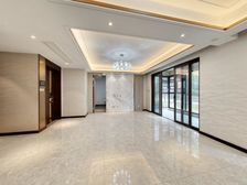 :中交雅郡 小区中庭 房东诚售 看房方便