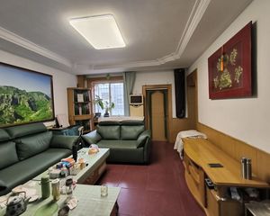 南北通透西路南里3室2厅精装修