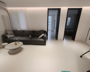 南北通透南华园四区3室1厅精装修