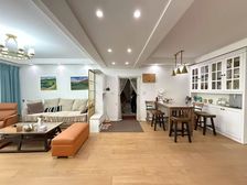 人民医院近 上新华 精装修 婚房 136平 3室2卫 73万