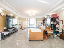 一瓶四和院4室2厅精装修