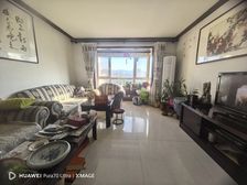 柏林山水电梯房3居室南北通透格局,配套齐全