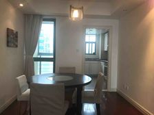 水清木华后排新出143平南向精装三房 满五有车位