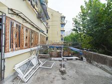 有书包 近地铁 南北通户型 诚意出售 看房预约 送露台