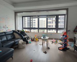 印东方4室2厅2卫南朝向460.0万元/套出售