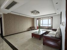 费用0.5% 南北通透 紫乐名轩 5室2厅 价格可谈很多