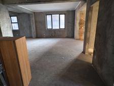 一品江南4室2厅2卫南朝向125.0万元/套出售