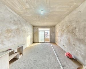 关圣苑 3室2厅 南