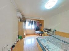 近宜山路光启城,一梯两户,一房一厅,南北通透