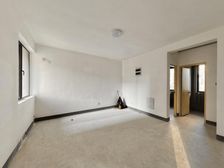 上储能 低总价 位置佳 纯毛坯 楼幢佳 诚心出售 临轻轨