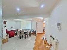 2007年高端品质社区满五 五矿开发 南北中间层大三居