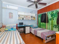 泾阳家园 ,难得一见,1楼带院子,小区中心位置