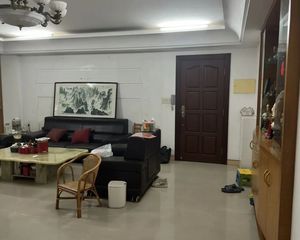 世贸花园东区 电梯5楼175平4房 东南北三面采光 免物业费