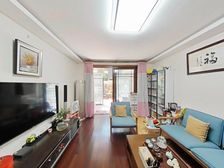 送50平花园,精装拎包入住,带地下车位,提前交房,价格可谈