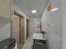 这楼层中区老少皆宜 价可谈空间大 业主诚售 有租客提前约