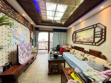 沙坪坝区 隆鑫天雨方 三房 135万