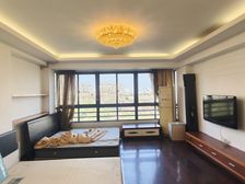 雅戈尔东湖花园二期4室2厅2卫南朝向318.0万元/套出售