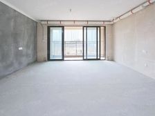 保利龙湖 洋房 小高层 现房 联系我买房有团购优惠+家具家电