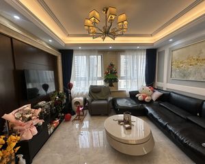 盛世华庭3室2厅2卫南朝向168.0万元/套出售