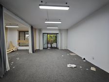 两江新区 龙湖源著南区 四房 350万