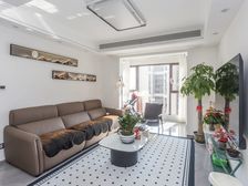 全新精装未住!海华花园 2室中层采光好 有钥匙诚售