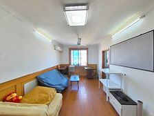 复旦书包,杨镇朝南两房,即买即用,无遮挡,采光好,诚意售