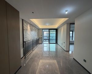 新交房的次新小区 精装三件套 交付标准高 业主因工作调动