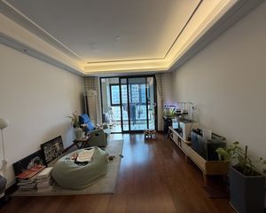 荣安诚品园3室2厅2卫南朝向179.0万元/套出售