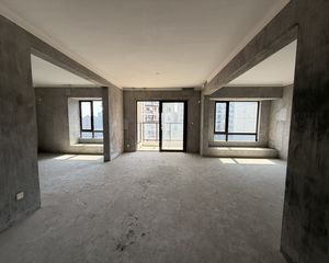 丰汇城4室2厅2卫南朝向360.0万元/套出售