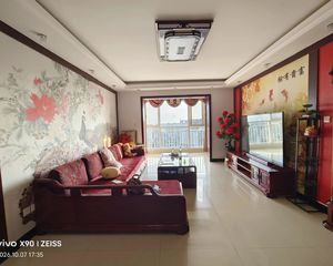 建筑面积214㎡实得400㎡雨花毓秀四叶草户型顶跃露台已搭