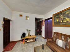 惠山里近口三楼南北两室采光无遮挡满五有装修