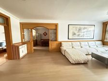 胜利街单位房 上日向和新华 多层3楼 精装修 3室朝阳带车位