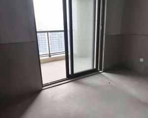 水岸云庭 双卫格局 医疗配套成熟 朝南 次新小区 产权清晰