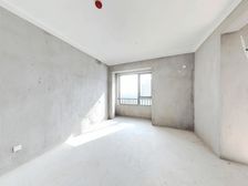 刚交付博馨苑次新小区电梯房3居室全亮间临恒一近看房钥匙