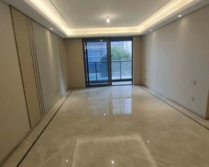 晓风印月3室2厅2卫南朝向318.0万元/套出售