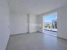 安塔利亚科尼亚尔蒂带私人泳池的山景别墅