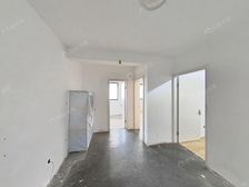 三林·瑞康苑·3室户型方正 清水毛坯 干净大方 欢迎看房