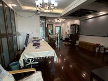 白鹤 满二 有电梯 双卫生间 近医院 楼层好 正南朝向