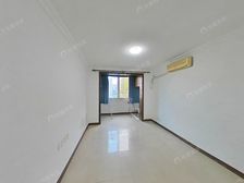 不靠高架,中间楼层,南北两房新普陀梅陇