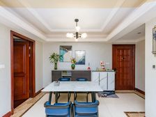 凯悦,近地铁,医院,楼层好,釆光好,交通便利。