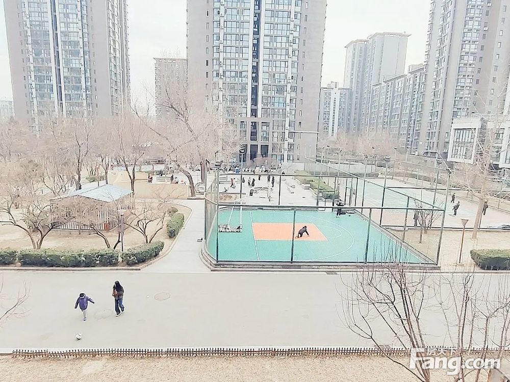 小区相关图