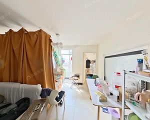 采光好,视野佳,格局好,利用率高,满五年一套把边靓房