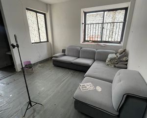 宝丰茗苑2室2厅2卫南朝向110.0万元/套出售