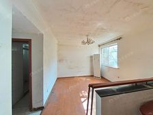 东兰新村 一楼三房带花园 房东诚意满满 只求一看