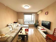 南北通透涧桥山2室2厅精装修